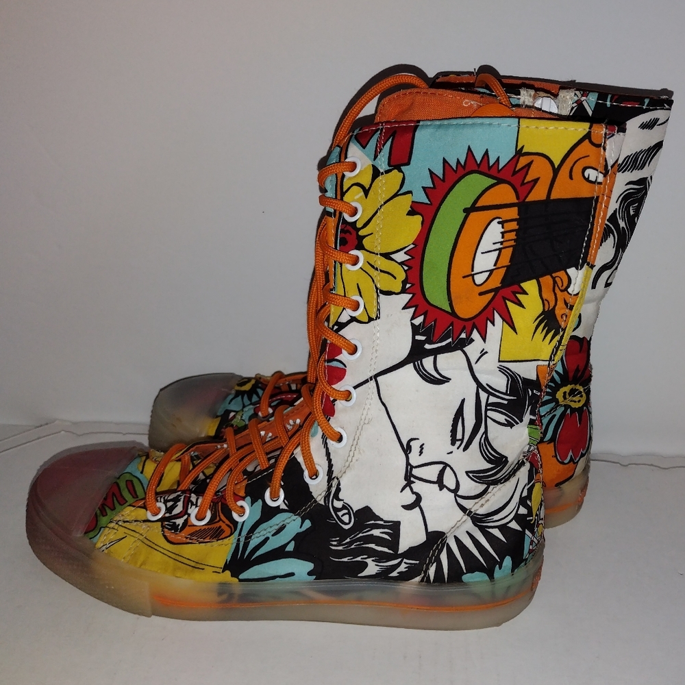 Rare Vintage Wanted Comic Book Fabric Made in Italy High Top Sneaker,Pop Art